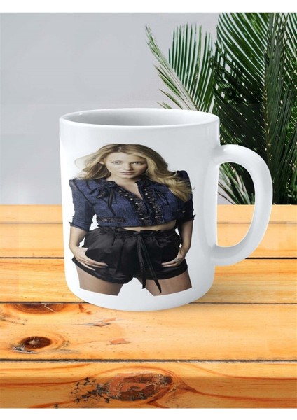Blake Lively Baskılı Kupa Bardak Kişiye Özel Model 2