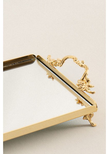 Zarif Altın Renkli Kulplu Küçük Tepsi, 26X18 Cm, Şık ve Kullanışlı Tasarım fiyatları