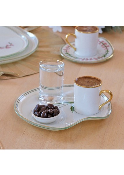 Beyaz Cam Keyiflik Kahve Takımı, Şık ve Zarif Tasarımıyla Sofralarınıza Güzellik Katıyor