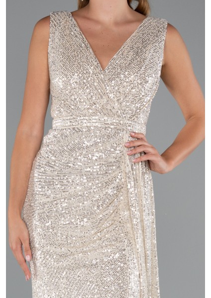 Kolsuz Kruvaze Yaka Uzun Pullu Abiye ABU3201 modelleri