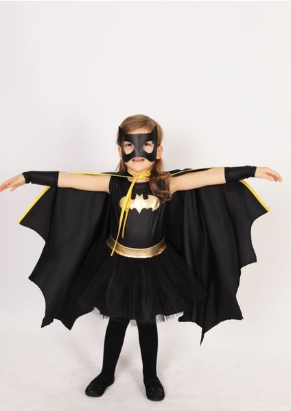 Mini Batgirl Kostüm Siyah, Çocuklar Için Eğlenceli ve Şık Tasarım