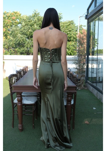 Haki Göğüs Pul ve Taşlı Saten Abiye 9705294.23 fırsatları