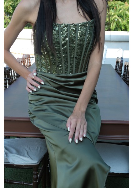 Haki Göğüs Pul ve Taşlı Saten Abiye 9705294.23