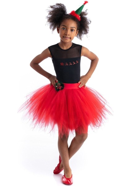 Kırmızı Tütü Etek ve Siyah Kızaklı Body Takım, Şık ve Rahat Kombinasyon