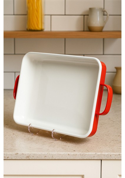 Kırmızı Emaye Fırın Tepsisi, Kulplu, Şık ve Dayanıklı Mutfak Gereci
