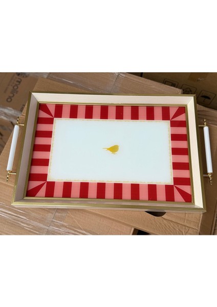 Şık Ahşap Profil Kırmızı Kuş Desenli Çay Kahve Tepsisi fırsatları