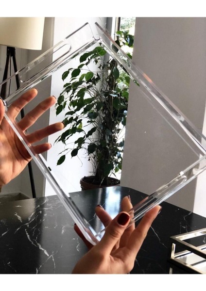 Şeffaf Akrilik Pleksi Tepsi 30X20 Cm, Modern ve Şık Ev ve Ofis Kullanımı Için Ideal fiyatları
