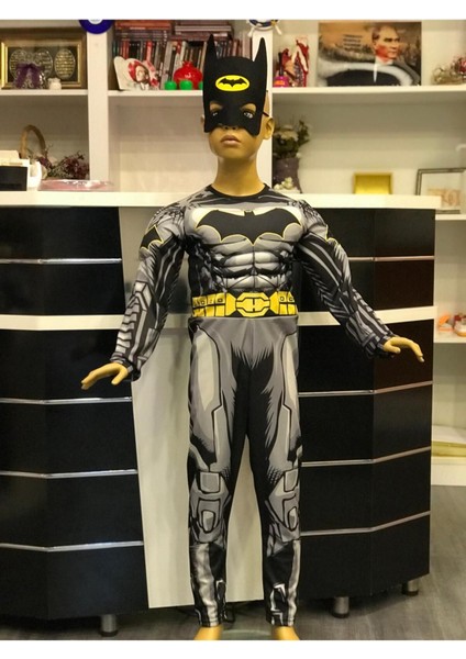 Maskeli ve Pelerinli Kahraman Kostümü, Siyah Renk, Çocuklar ve Yetişkinler Için Ideal fırsatları