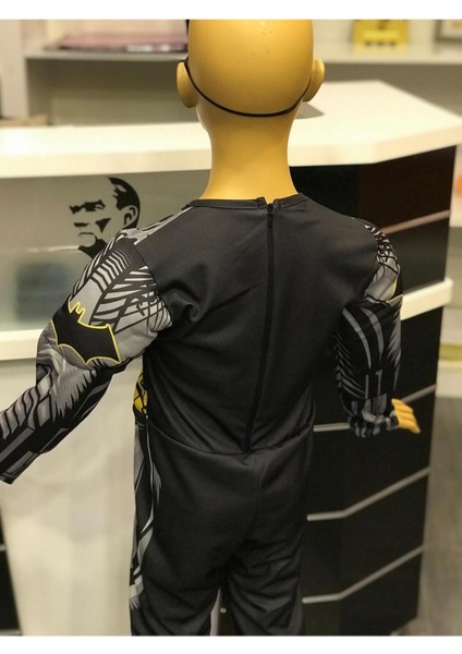 Maskeli ve Pelerinli Kahraman Kostümü, Siyah Renk, Çocuklar ve Yetişkinler Için Ideal indirimleri