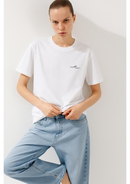 Protect The Local Baskılı T-Shirt