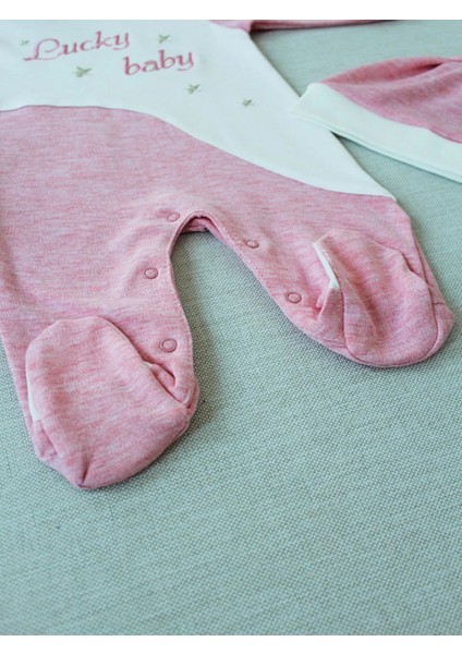 0-3 3-6 Ay Lucky Baby Nakışlı Es Çizgi Boy Şapkalı Kız Bebek Tulumu Pembe modelleri