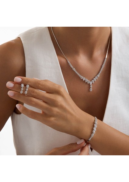 Drop Baguette Beyaz Altın Takı Seti