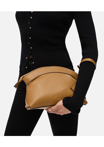 Deri Görünümlü Monogram Tokalı Clutch IW6250121003074 fiyatları