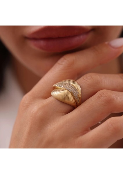 Nisera Aviva Altın Yüzük modelleri