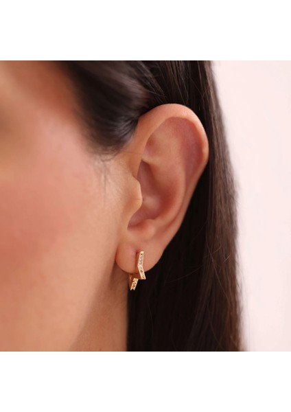 Nisera Yıldız Altın Küpe