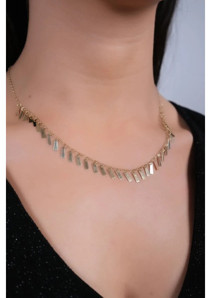 Sallantılı Püsküllü Altın Kolye