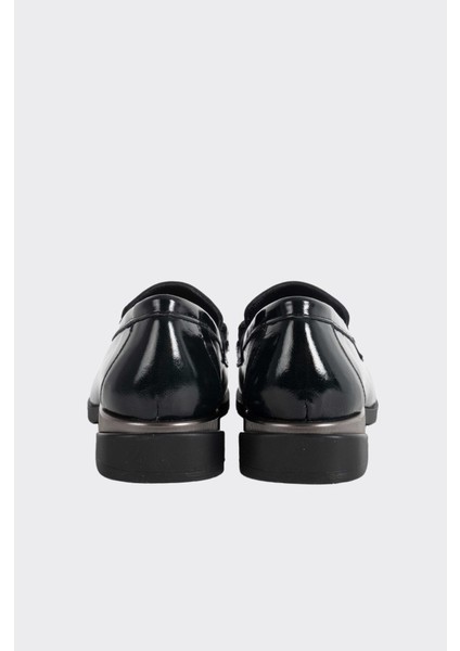 Günlük Hakiki Deri Kadın Tokalı Casual Ayakkabı modelleri