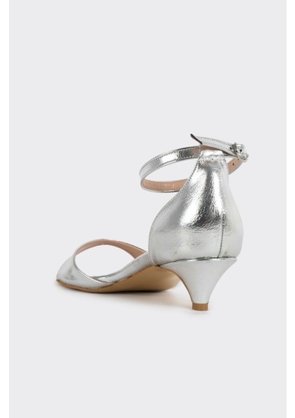 Kısa Topuklu Kadın Abiye Ayakkabı modelleri