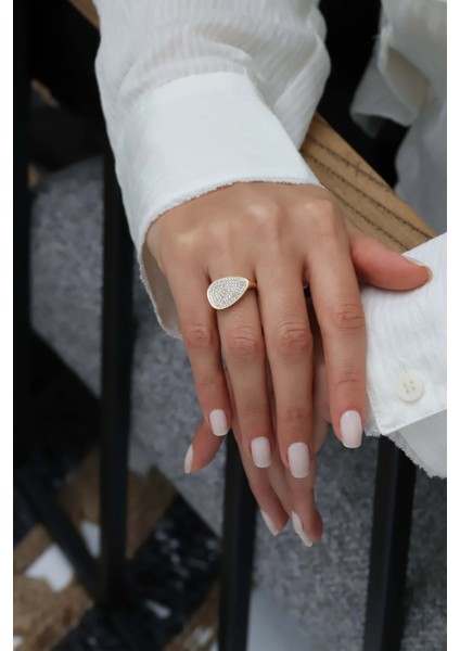 Damla Model Taşlı Altın Yüzük