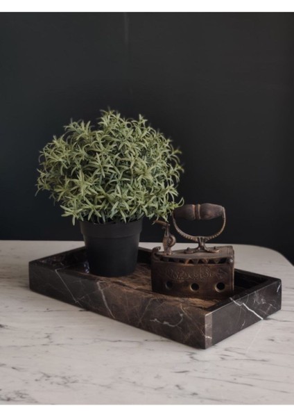 Şık Siyah Mermer Tepsi Sunumluk, Zarif ve Dayanıklı Tasarım