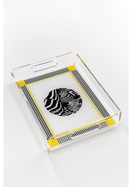 Zebra Desenli Pleksi Tepsi 30X22 Cm, Şık ve Kullanışlı Ev Dekorasyonu.