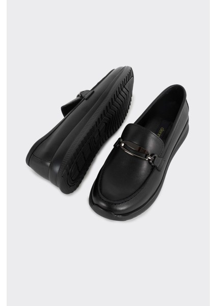 Günlük Hakiki Deri Kadın Tokalı Casual Ayakkabı fırsatları