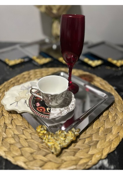 6'lı Gümüş Kare Gold Çiçek Detaylı Lüx Servis Tepsisi 21X21 indirimleri