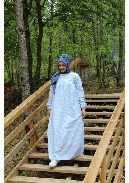 Çizgili Fırfırlı Elbise