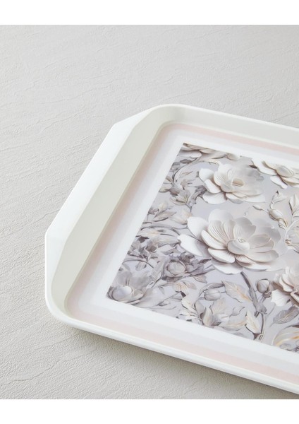 Kaydırmaz Pp Tepsi 39X30 cm Krem, Dayanıklı ve Şık Mutfak Gereçleri modelleri