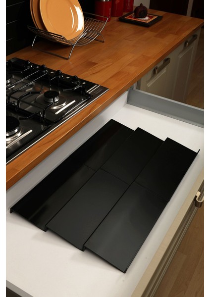 24'lü Bambu Kapaklı 300ML Borosilikat Cam Baharatlık ve Düzenleyici Stand Seti fırsatları