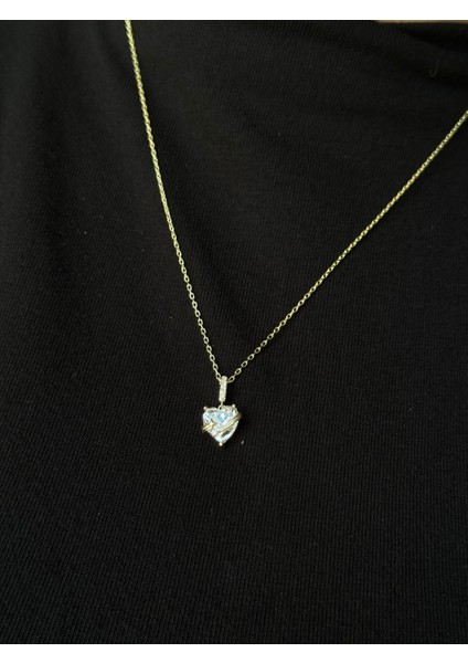 Altın Kaplama 925 Ayar Gümüş Kalp Kesim Taşlı Yıldız Detaylı Kolye modelleri