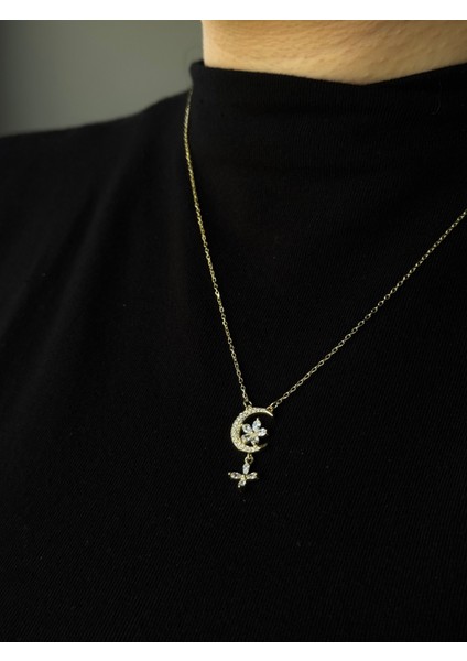 Altın Kaplama 925 Ayar Gümüş Hilal & Çiçek Figürlü Sallantılı Kolye