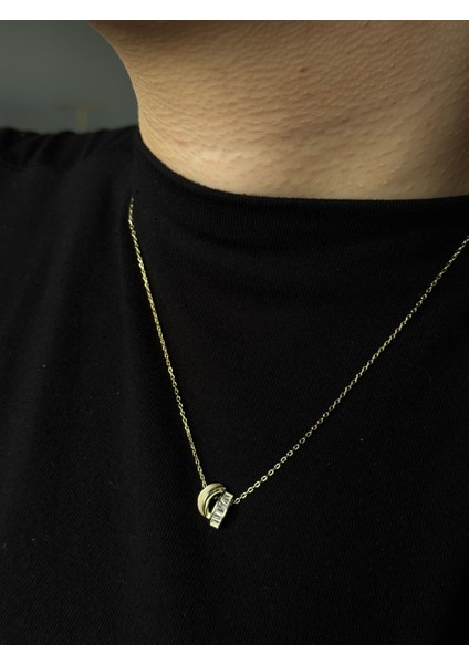 Altın Kaplama 925 Ayar Gümüş Çift Yarım Halka Motifli Sedefli & Baget Taşlı Kolye fiyatları