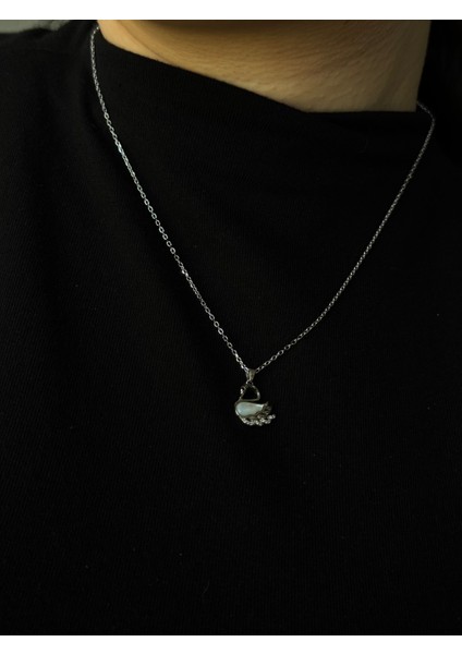 925 Ayar Gümüş Kuğu Motifli Sedefli & Taşlı Kolye fiyatları