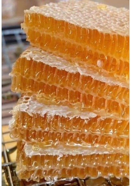 Kendi Arılarımızdan 1kg Süzme Bal Tatların Özünü Yansıtan, Kendine Özgü Lezzet Profiliyle