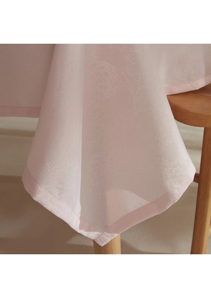 Elizabeth Masa Örtüsü Pudra fiyatları