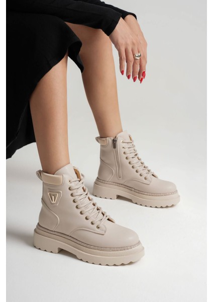 Fiora Özel Tasarım Kadın Kışlık Kalın Tabanlı Bej Bot modelleri