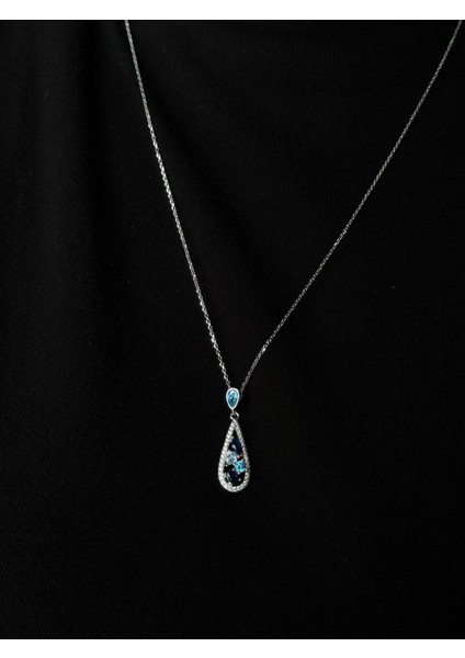 925 Ayar Gümüş Mavi Damla Motifli Farklı Kesim & Farklı Renkli Taşlı Kolye fırsatları