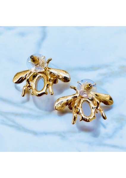 Yeşil Renk Mineli Mercan Taşlı Altın Renk Çivi Kilitli Arı Küpe modelleri