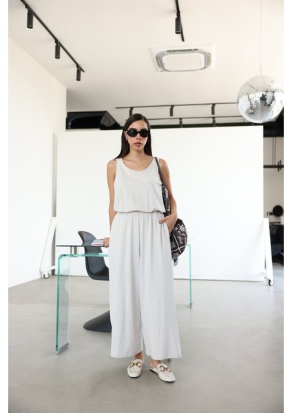 Kalın Askılı Beli Lastikli Modal Tulum fırsatları