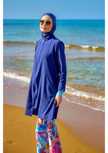 Lacivert Tam Kapalı Mayo – Hakim Yakalı, Su Itici Kumaş M2505