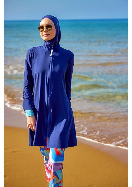 Lacivert Tam Kapalı Mayo – Hakim Yakalı, Su Itici Kumaş M2505 modelleri