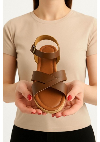 Kadın Günlük Çapraz Bantlı Sandalet Yazlık Rahat Tabanlı Ayakkabı Iş Ofis Plaj Dış Mekan fiyatları