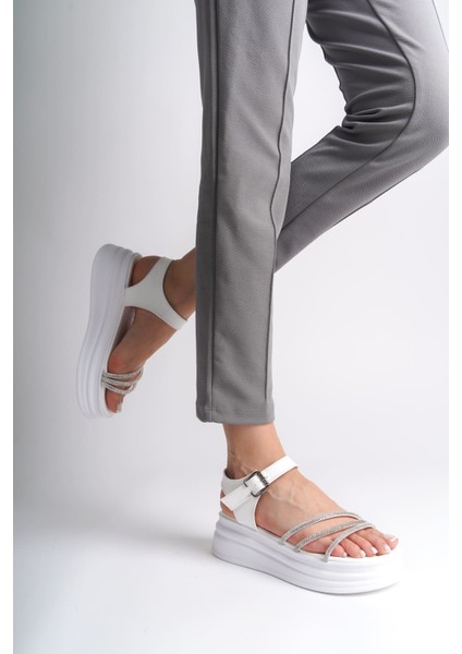 Eva Kalın Tokalı Taşlı Şeritli Ortopedik Taban Kadın Sandalet Cbt - Beyaz