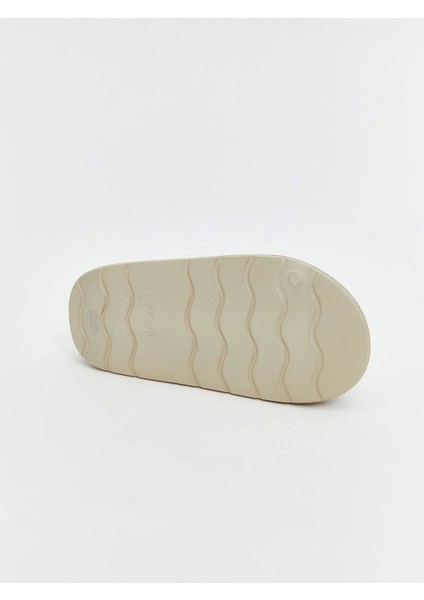 Lcw Steps Bej Tek Bantlı Erkek Çocuk Terlik fırsatları