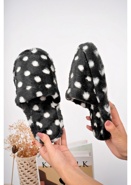 Kadın Ev Terliği Peluş Terlik Çeyiz ve Bohça Terliği Ses Yapmaz Kalın Taban indirimleri