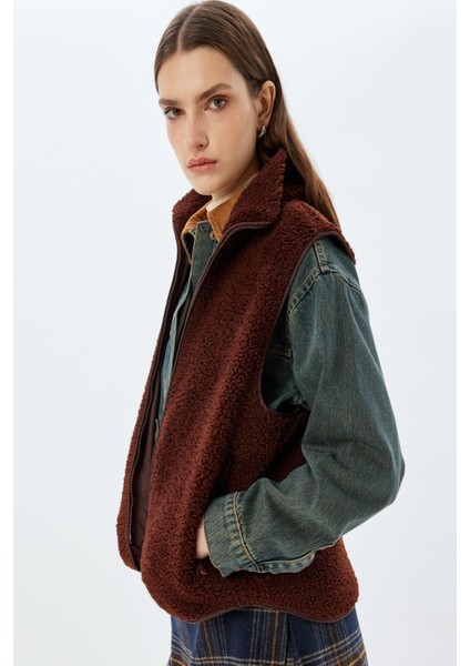 Peluş Yelek Kolsuz Fermuarlı Dik Yaka Cepli