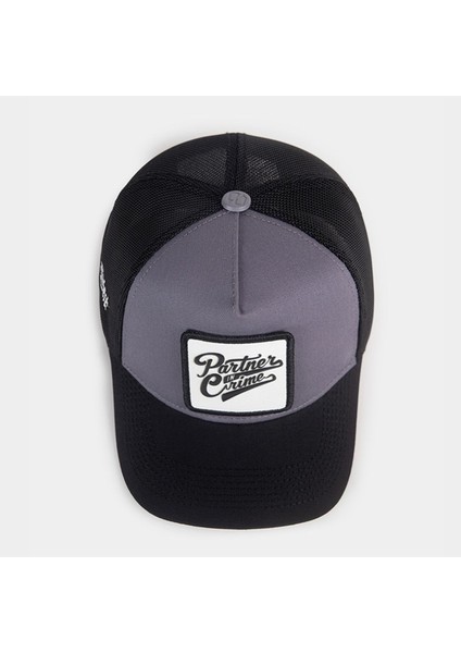 Partner In Crime Logolu Siyah-Gri Trucker Şapka fırsatları