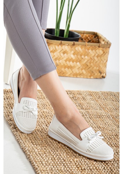 Başak Tam Ortopedik Kadın Günlük Ayakkabı Suni Deri Düz Taban