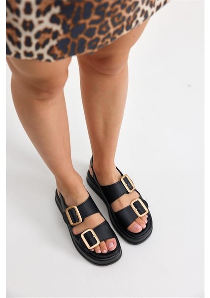 Dolgu Topuklu Çift Bantlı Tokalı Kadın Sandalet fırsatları
